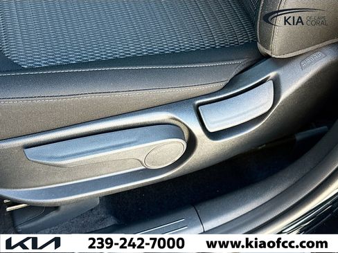 New 2026 Kia Sorento LX FWD image 23