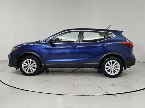 Used 2018 Nissan Rogue Sport S w/ S Appearance Package AWD/4WD image 3
