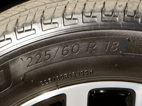 Used 2023 Ford Maverick Lariat w/ Lariat Luxury Package image 44