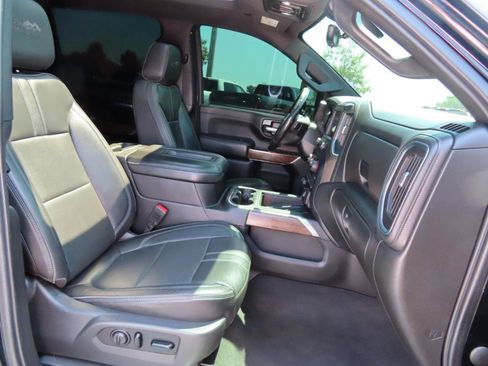 Used 2020 Chevrolet Silverado 2500 High Country w/ Z71 Off-Road Package AWD/4WD image 50