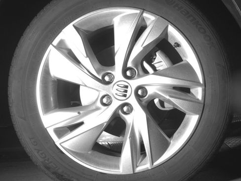 Used 2025 Buick Encore GX Preferred AWD/4WD image 13