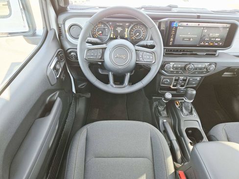 New 2026 Jeep Gladiator Sport AWD/4WD image 11