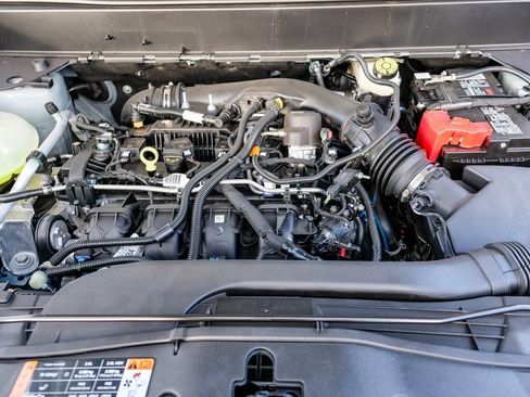 New 2024 Ford Maverick Lariat w/ FX4 Off-Road Package image 25