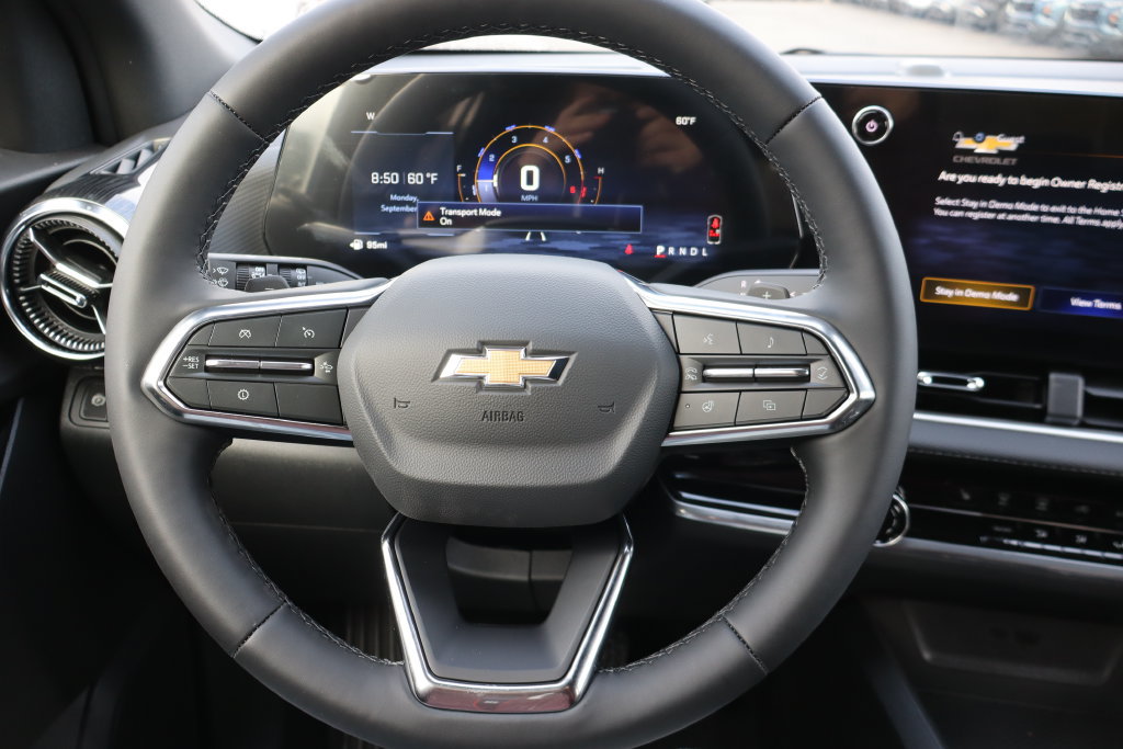 New 2027 Chevrolet Equinox LT FWD image 7