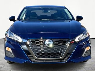 Used 2022 Nissan Altima 2.5 SR video 2