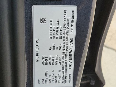 Used 2023 Tesla Model 3 Long Range AWD/4WD image 32
