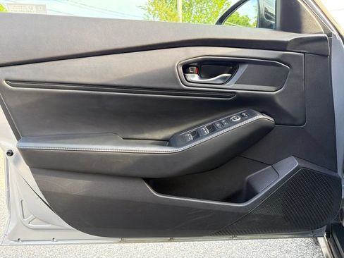 Used 2023 Honda Accord Sport image 14