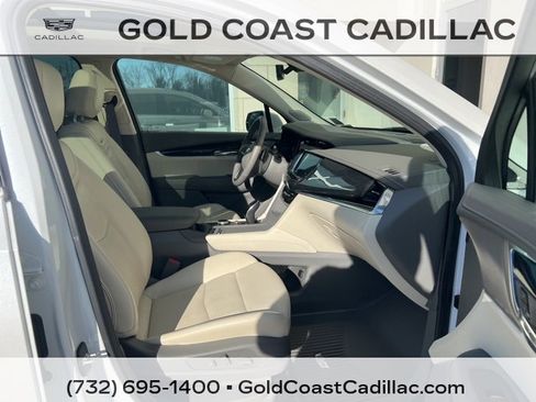 Certified 2024 Cadillac XT6 Premium Luxury w/ LPO, Floor Liner Package image 7