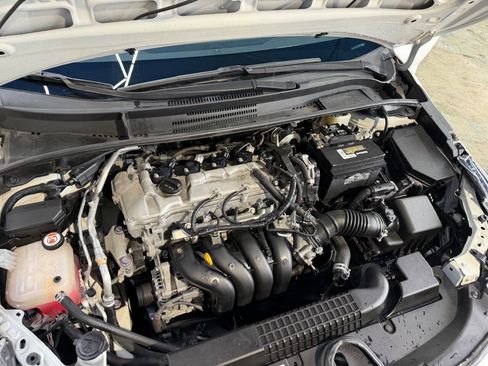 Used 2020 Toyota Corolla LE image 26