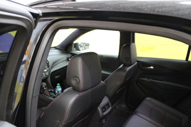 Used 2024 Chevrolet Equinox RS AWD/4WD image 10