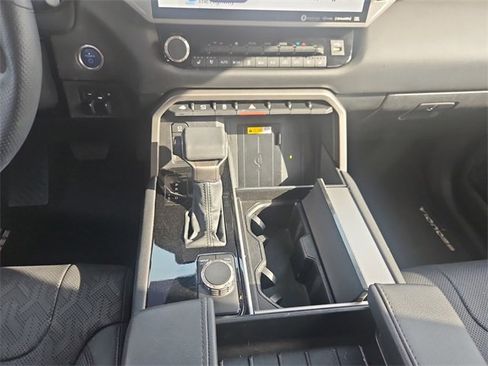 Used 2023 Toyota Sequoia Limited w/ Tow Technology Package image 11