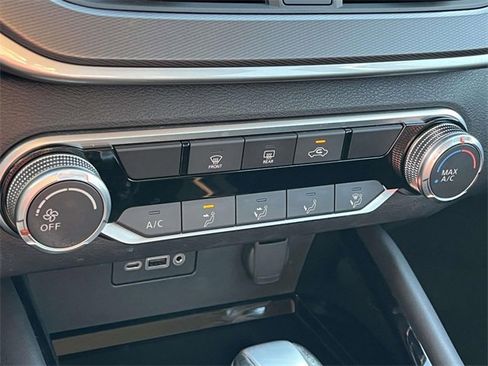 Used 2023 Nissan Altima 2.5 SR image 27