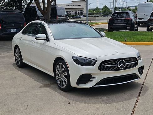 Used 2023 Mercedes-Benz E 450 4MATIC Sedan image 3