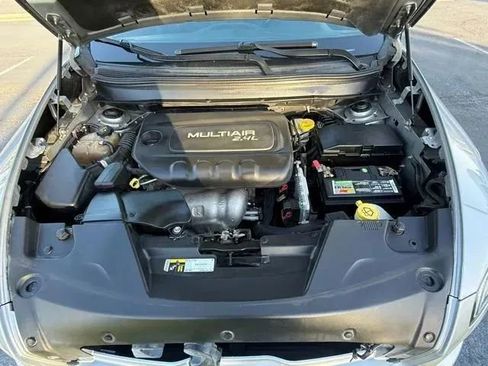 Used 2015 Jeep Cherokee Latitude FWD image 28