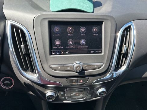 Certified 2022 Chevrolet Equinox LT FWD image 10
