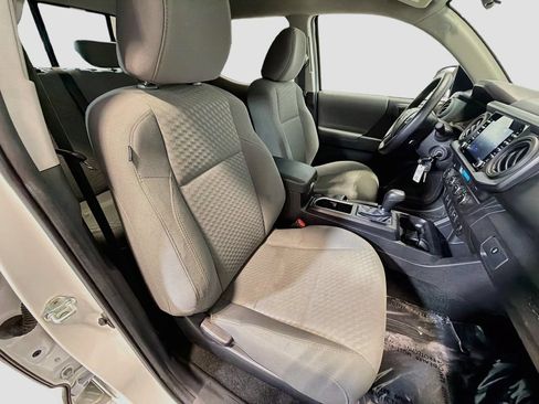 Used 2023 Toyota Tacoma SR AWD/4WD image 22
