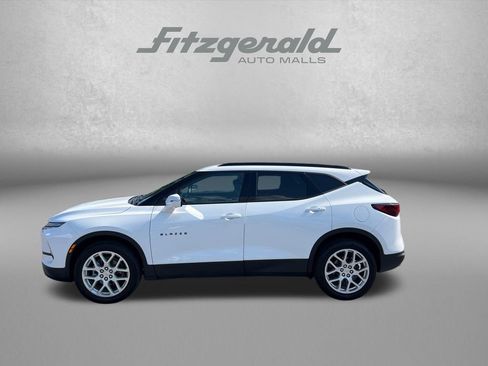 Used 2023 Chevrolet Blazer LT w/ Sound & Technology Package AWD/4WD image 3