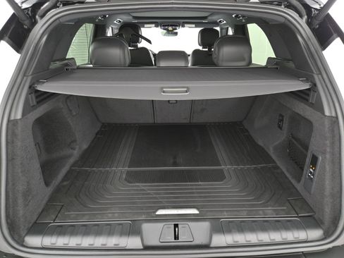 New 2025 Land Rover Range Rover Sport SE image 16
