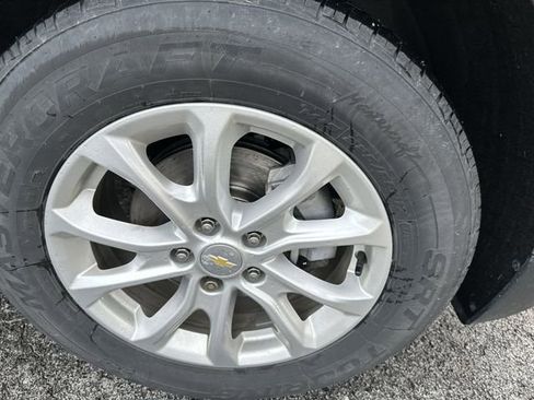 Used 2019 Chevrolet Equinox LT w/ Driver Convenience Package AWD/4WD image 20