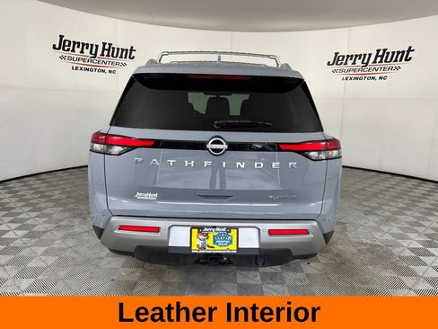 Used 2025 Nissan Pathfinder Platinum w/ Cargo Package FWD image 7