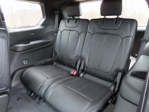 New 2026 Jeep Grand Cherokee L Limited image 25