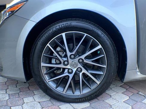 Used 2016 Lexus ES 350 image 10