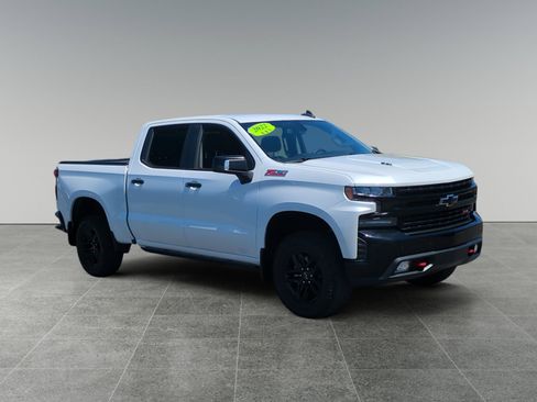Used 2022 Chevrolet Silverado 1500 LT Trail Boss w/ Safety Package AWD/4WD image 7