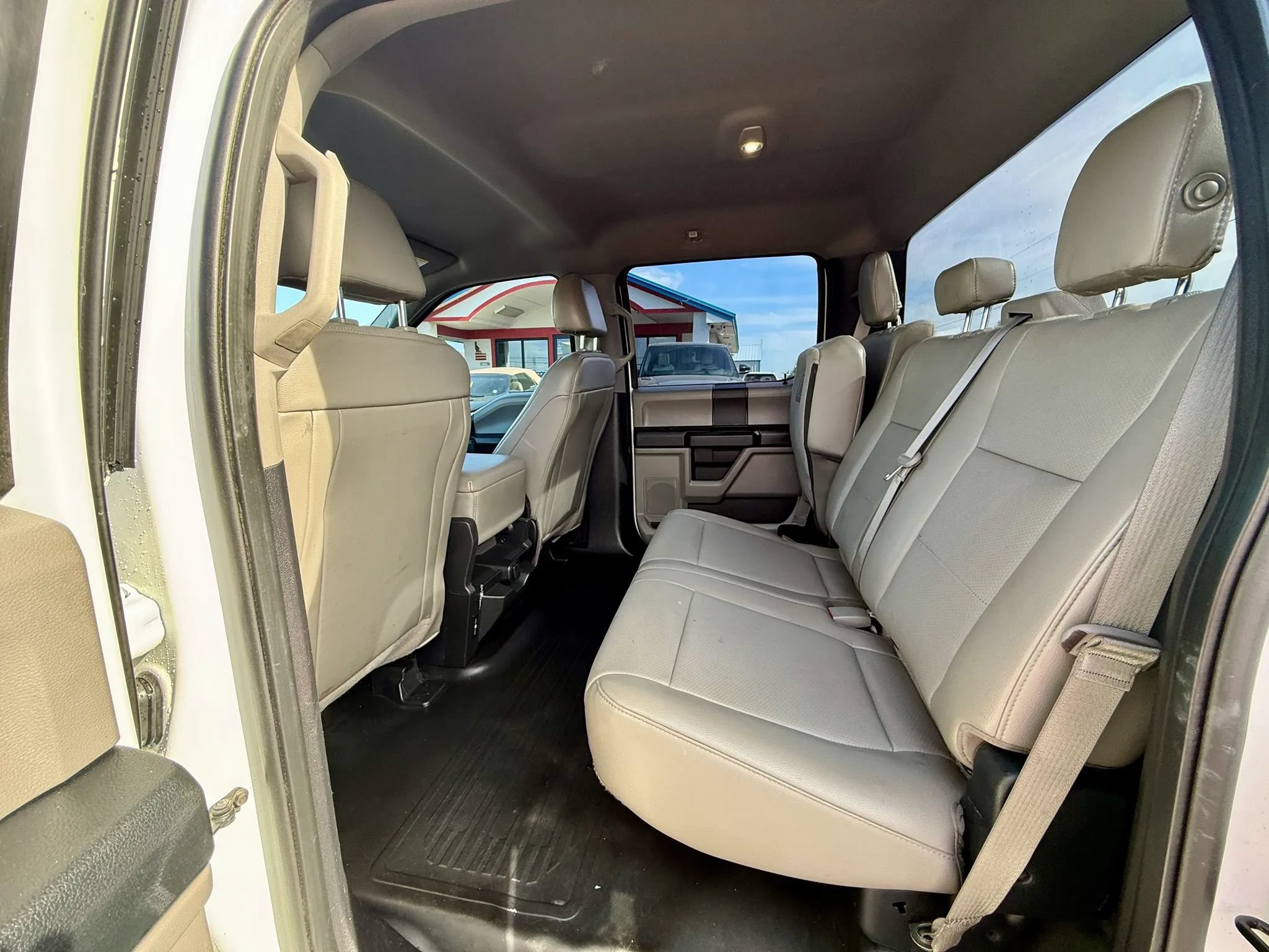 Used 2018 Ford F150 XL w/ Equipment Group 101A Mid AWD/4WD image 13