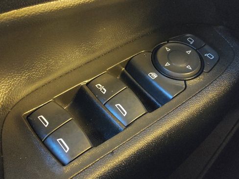 Used 2021 Chevrolet Equinox LT AWD/4WD image 27