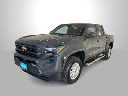 New 2025 Toyota Tacoma SR5