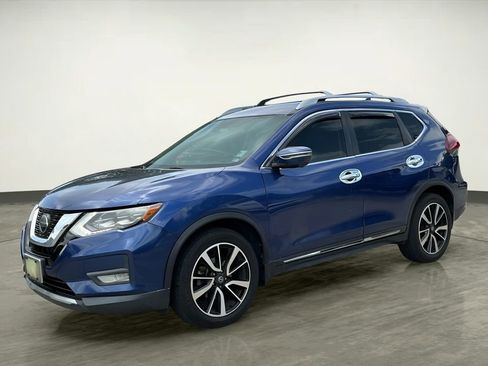 Used 2020 Nissan Rogue SL w/ Premium Package FWD image 2