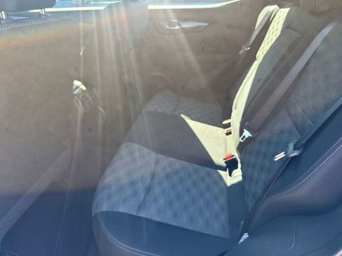 Used 2018 Nissan Rogue Sport SV FWD image 11