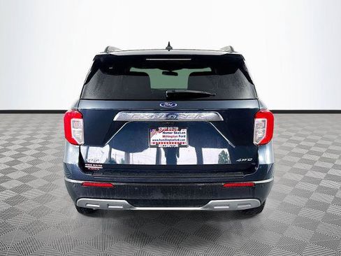 Certified 2022 Ford Explorer XLT w/ Equipment Group 202A AWD/4WD image 6
