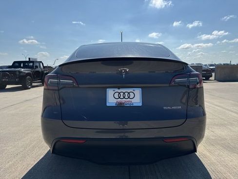 Used 2023 Tesla Model Y Performance AWD/4WD image 4