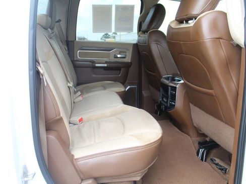 Used 2019 RAM 3500 Laramie AWD/4WD image 15