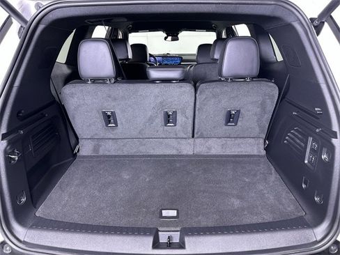 Used 2025 Buick Enclave Sport Touring w/ Power Package image 27