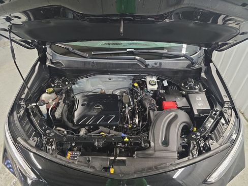 Certified 2024 Buick Encore GX Sport Touring image 10