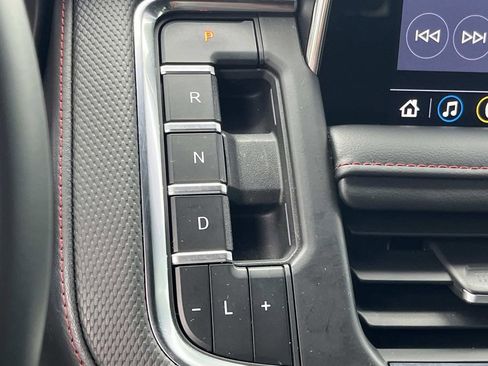 Used 2021 Chevrolet Tahoe RST image 33