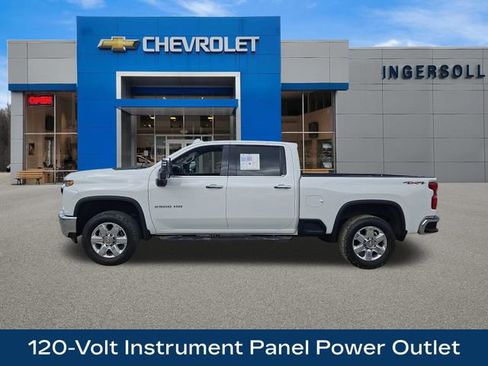 Used 2022 Chevrolet Silverado 2500 LTZ w/ LTZ Premium Package AWD/4WD image 28