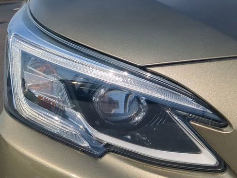 Used 2022 Subaru Outback Touring image 9