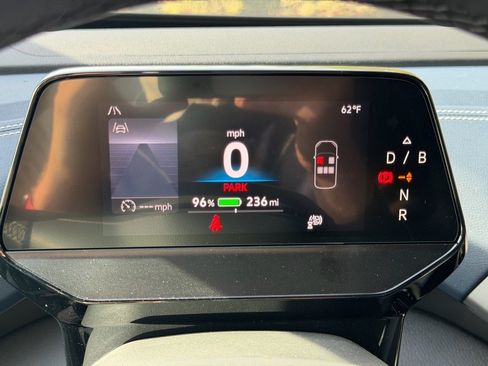 New 2025 Volkswagen ID.4 Pro S image 29