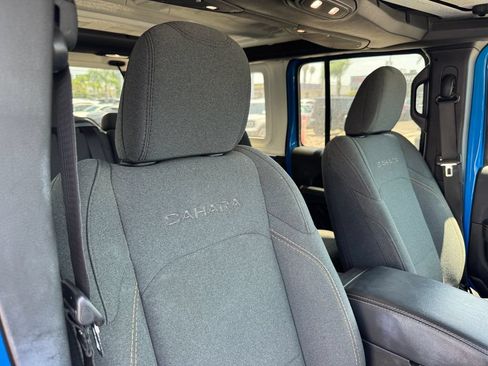 Used 2024 Jeep Wrangler Unlimited Sahara AWD/4WD image 19