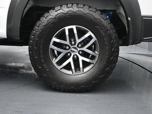 Used 2018 Ford F150 Raptor w/ Equipment Group 802A Luxury AWD/4WD image 22