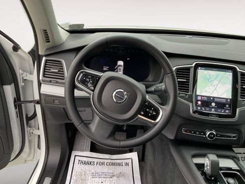 Used 2023 Volvo XC90 B5 Core AWD/4WD image 12
