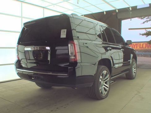 Used 2020 GMC Yukon Denali w/ Denali Ultimate Package image 4