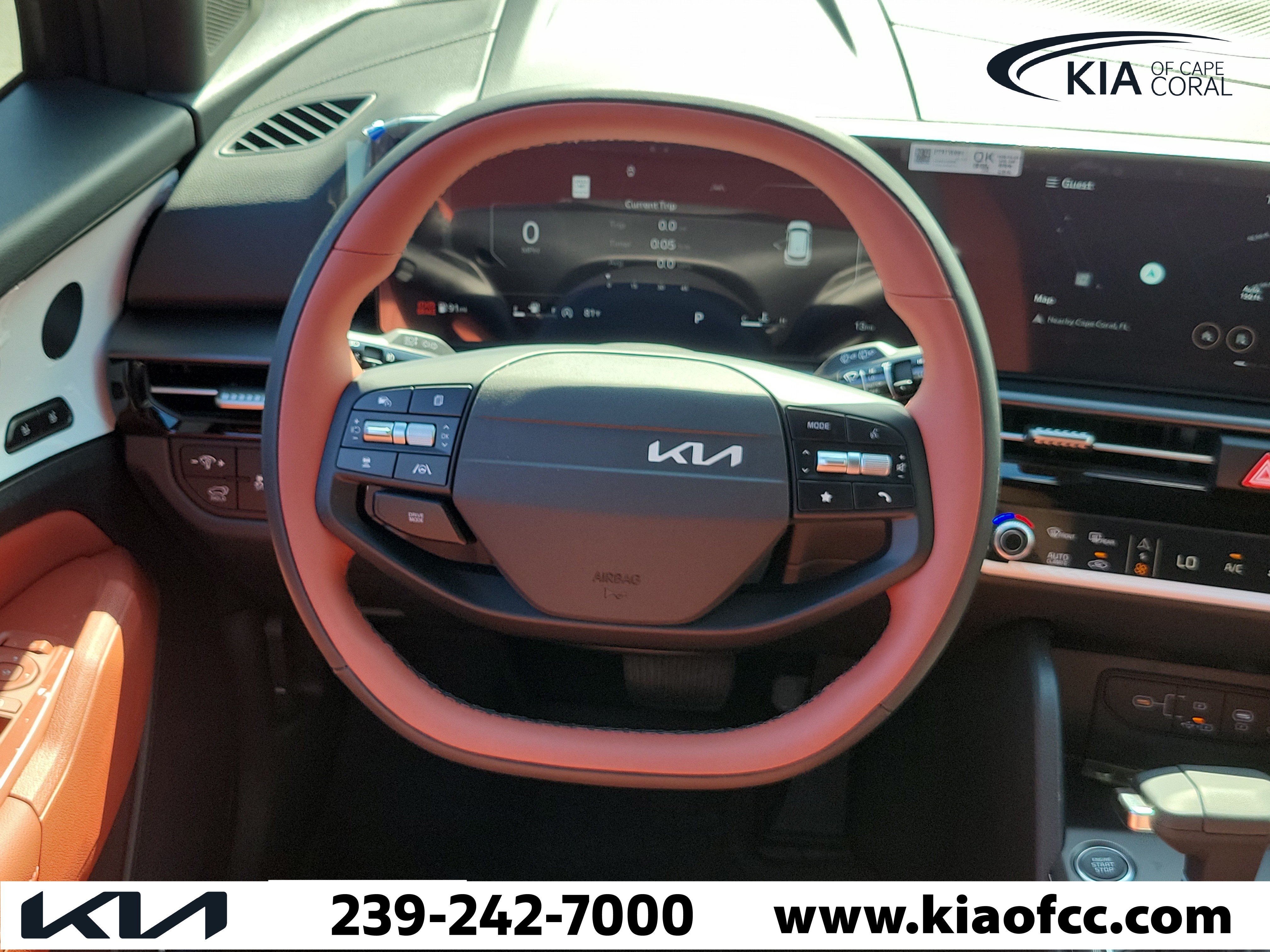 New 2026 Kia Sportage SX FWD image 18