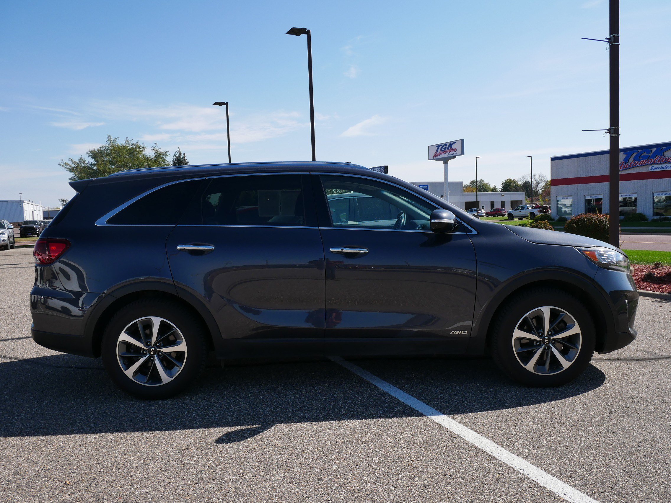 Used 2019 Kia Sorento EX w/ EX Touring Package AWD/4WD image 8