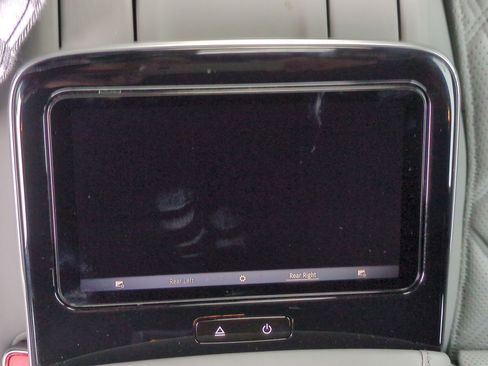 Used 2025 Mercedes-Benz Maybach S 580 4MATIC image 27