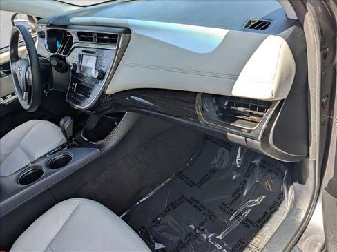 Used 2014 Toyota Avalon XLE image 21