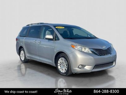 Used 2015 Toyota Sienna XLE